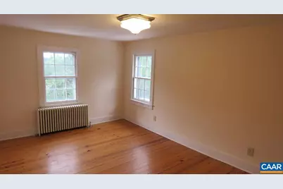 740 Canal St, Scottsville, VA 24590 - Photo 33