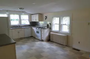 740 Canal St, Scottsville, VA 24590 - Photo 13