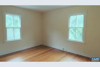 740 Canal St, Scottsville, VA 24590 - Photo 27