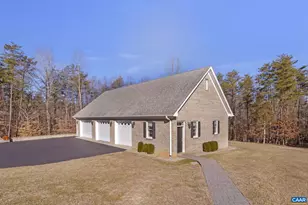 907 Broken Island Rd, Palmyra, VA 22963 - Photo 41