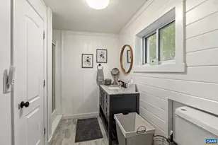 1376B Wyatt Mountain Rd, Dyke, VA 22935 - Photo 11