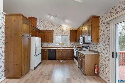 7 Englewood Dr, Palmyra, VA 22963 - Photo 11