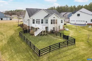 186 Blackberry Pl, Zion Crossroads, VA 22942 - Photo 3