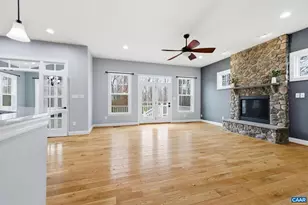 186 Blackberry Pl, Zion Crossroads, VA 22942 - Photo 9