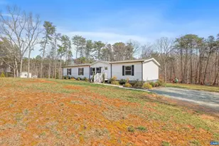 235 Shores Rd, Palmyra, VA 22963 - Photo 3