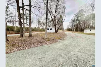 8955 Louisa Rd, Gordonsville, VA 22942 - Photo 21