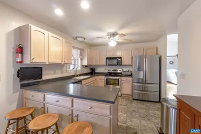 37 West Lake Forest Dr, Palmyra, VA 22963 - Photo 11