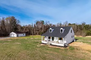 2733 Cedar Lane Rd, Kents Store, VA 23084 - Photo 3