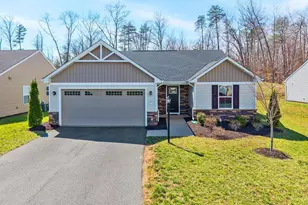 127 Park Dr, Palmyra, VA 22963 - Photo 1