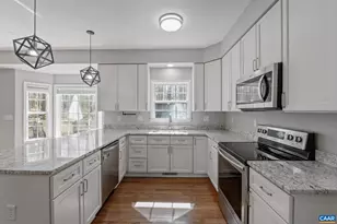 442 W Rosewood Dr, Barboursville, VA 22923 - Photo 9