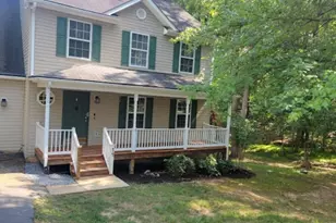 19 Woodlawn Dr, Palmyra, VA 22963 - Photo 1