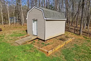 201 Tanglewood Dr, Barboursville, VA 22923 - Photo 31