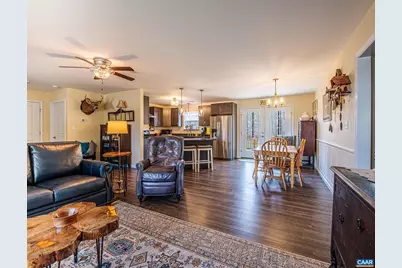 186 Rosewood Dr, Scottsville, VA 24590 - Photo 7