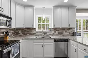 18383 James Madison Hwy, Troy, VA 22974 - Photo 15