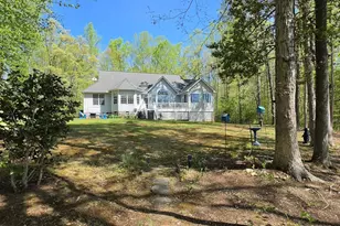 4410 Windsor Lake Dr, Louisa, VA 23093 - Photo 9