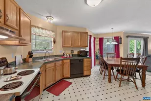 804 Maplegrove Dr, Richmond, VA 23223 - Photo 15