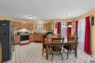 804 Maplegrove Dr, Richmond, VA 23223 - Photo 13