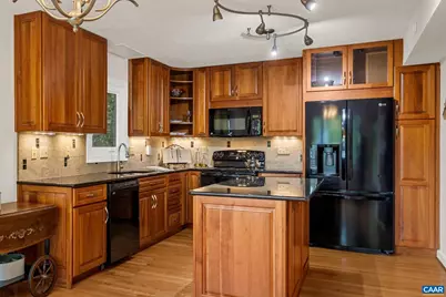 4 Lakeview Cir, Palmyra, VA 22963 - Photo 15