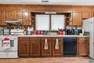 10002 Dyke Rd, Stanardsville, VA 22973 - Photo 27