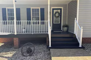1121 Hardware Rd, Scottsville, VA 24590 - Photo 3