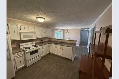2002 Oliver Creek Rd, Troy, VA 22974 - Photo 5