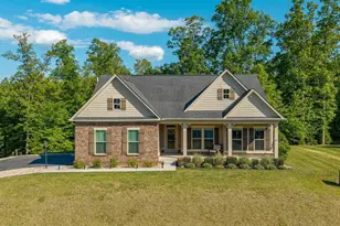 302 Manor Blvd, Palmyra, VA 22963 - Photo 1