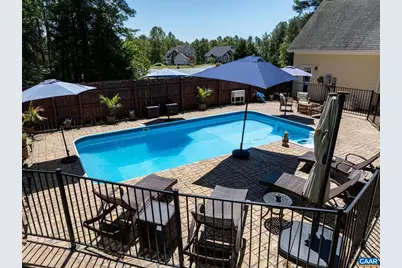 490 Two Rivers Dr, Troy, VA 22974 - Photo 5