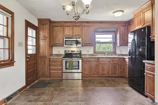 712 Fredericks Hall Rd, Bumpass, VA 23024 - Photo 3
