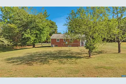712 Fredericks Hall Rd, Bumpass, VA 23024 - Photo 35