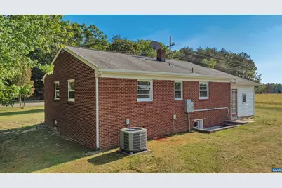 712 Fredericks Hall Rd, Bumpass, VA 23024 - Photo 33