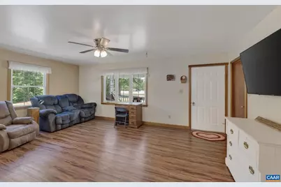 256 Wagner Pl, Palmyra, VA 22963 - Photo 17