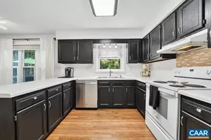 11060 Forest Trace Way, Glen Allen, VA 23059 - Photo 5