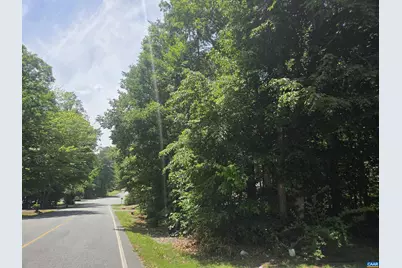 863 Jefferson Dr, Palmyra, VA 22963 - Photo 1