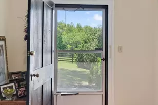 28 Ridgeway Farm Ct, Keswick, VA 22947 - Photo 9