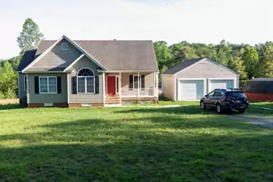 1307 Hardware Rd, Scottsville, VA 24590 - Photo 1