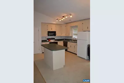 15 Englewood Dr, Palmyra, VA 22963 - Photo 9