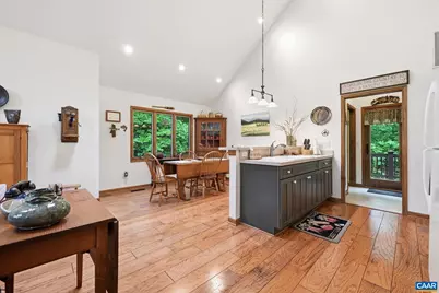 974 Bull Yearling Rd, Stanardsville, VA 22973 - Photo 5