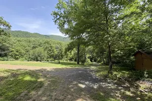 4893 Weakley Hollow Rd, Syria, VA 22743 - Photo 21