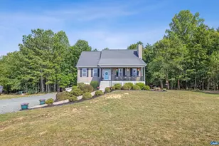 306 Rosewood Dr, Scottsville, VA 24590 - Photo 3