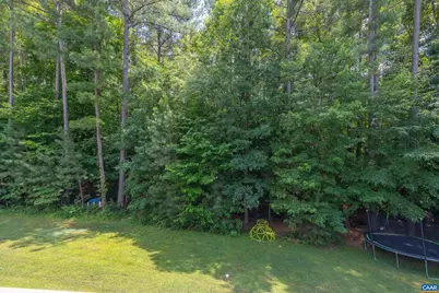 137 Whispering Woods Pl, Zion Crossroads, VA 22942 - Photo 17