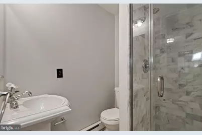 1201 4th Street NW #B, Washington, DC 20001 - Photo 7