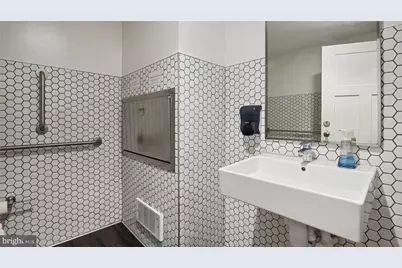 707-709 8th Street SE, Washington, DC 20003 - Photo 17