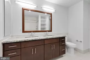 880 New Jersey Ave SE, Washington, DC 20003 - Photo 9