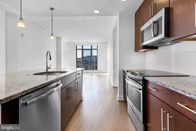 880 New Jersey Avenue SE #2 BR INTERIOR UNIT, Washington, DC 20003 - Photo 3