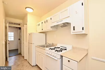 1840 Independence Avenue SE, Washington, DC 20003 - Photo 9