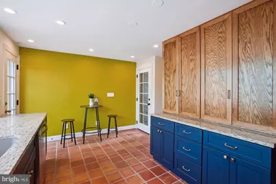 903 11th Street SE, Washington, DC 20003 - Photo 11