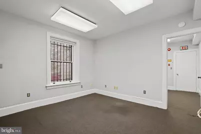 705 8th Street SE, Washington, DC 20003 - Photo 31