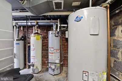 705 8th Street SE, Washington, DC 20003 - Photo 25