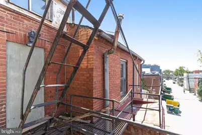 715 G Street SE, Washington, DC 20003 - Photo 29