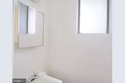 715 G Street SE, Washington, DC 20003 - Photo 21